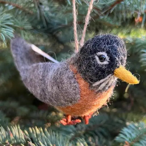 Felted Bird Ornament / Robin