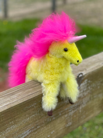 ALPACA STUFFED ANIMAL / UNICORN