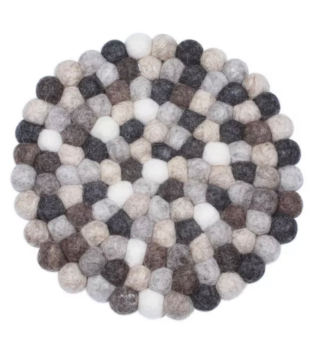 Natural Wool Pebble Trivet