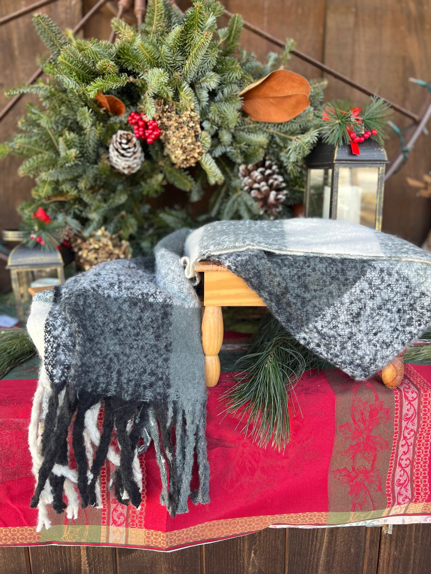 BLANKET SCARF
