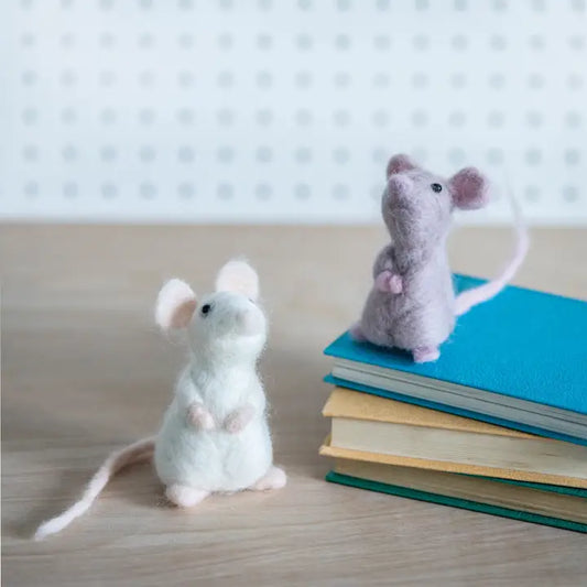 Needle Felting Kit / Mice