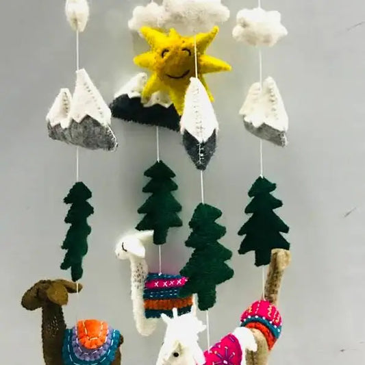 Crib Mobile /Llama