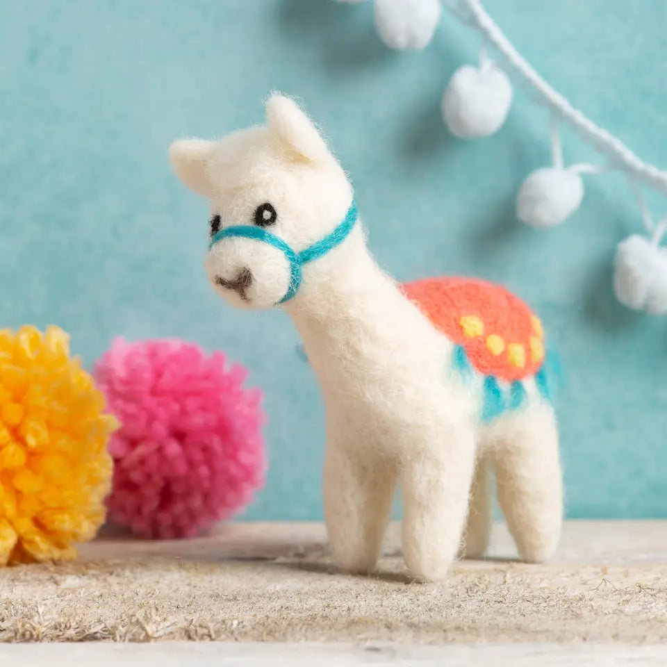 Mini Needle Felting Kit / Alpaca
