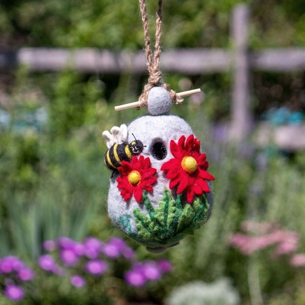 WILD WOOLIES FELTED BIRDHOUSE