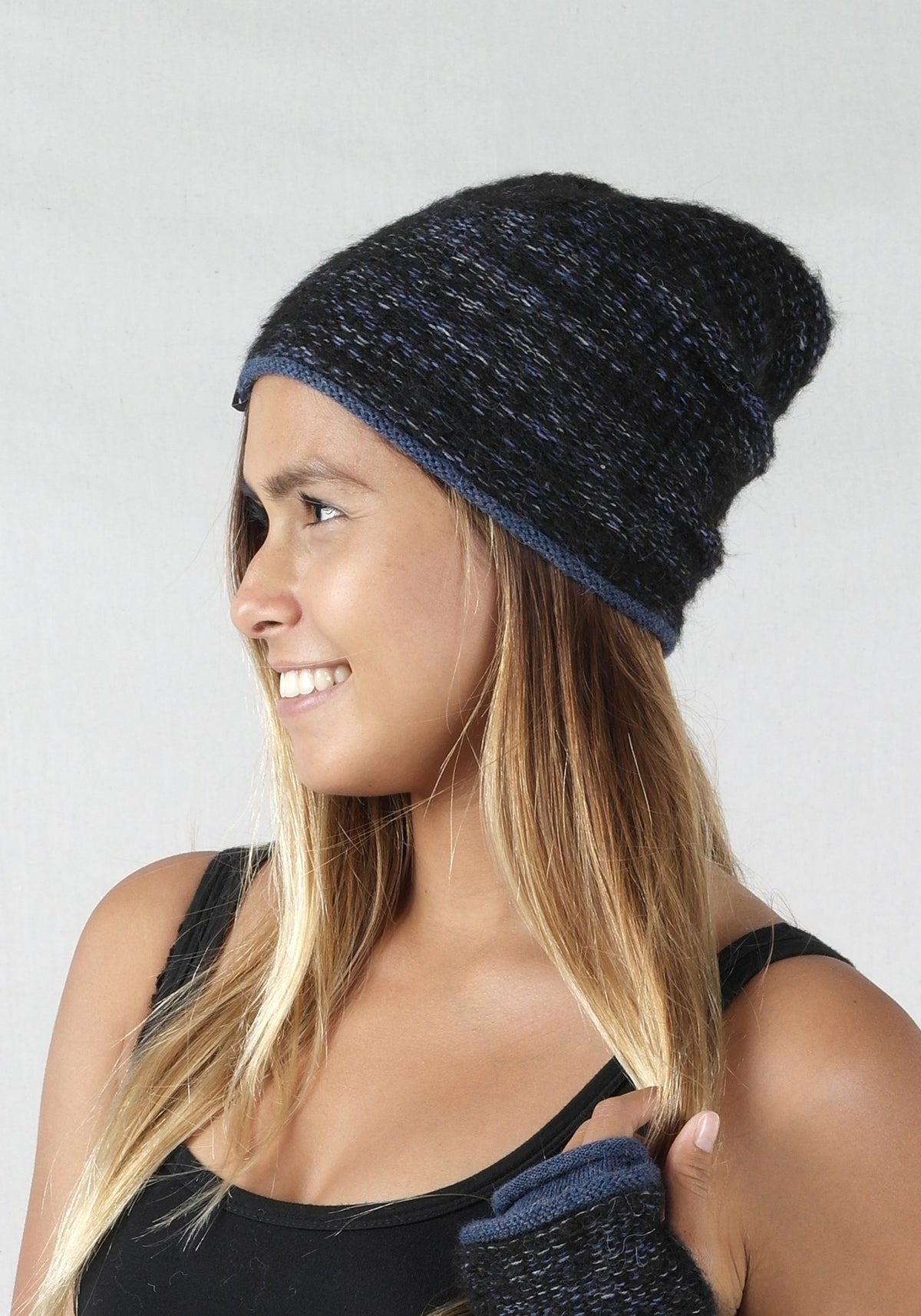CARAVELI ALPACA BEANIE
